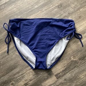 XL High-waisted Bikini Bottoms